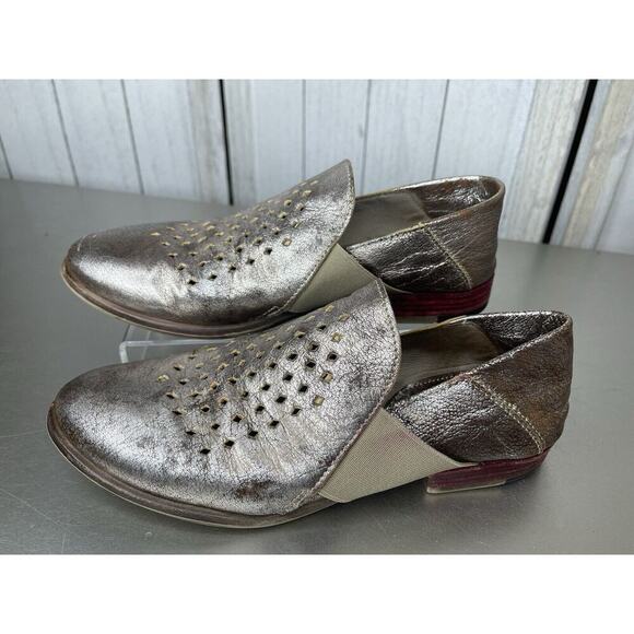 DEI COLLI SHOES Metallic Leather Italy Slip On Shoes Size 36 / US 5.5-6 - Picture 1 of 5